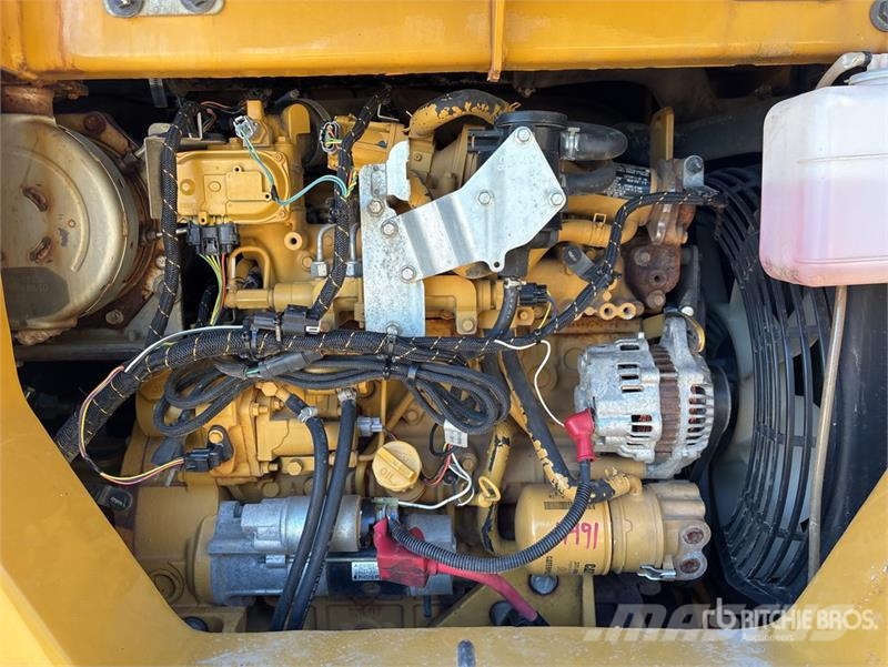 CAT 308E2 CR Kāpurķēžu ekskavatori