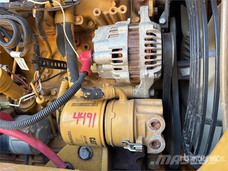 CAT 308E2 CR Kāpurķēžu ekskavatori