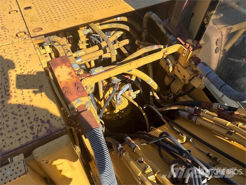 CAT 320C L Tracked Excavator Bageri gusjeničari