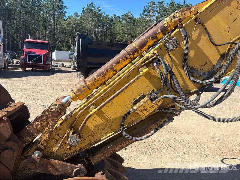 CAT 320C L Tracked Excavator Bageri gusjeničari