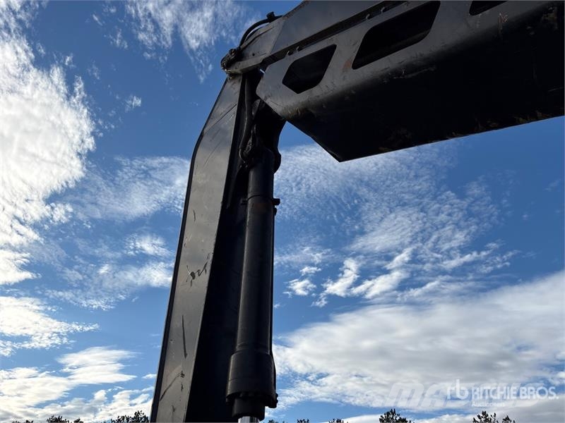 CAT 320D FM Heel Boom Log Loader ナックルブームローダー