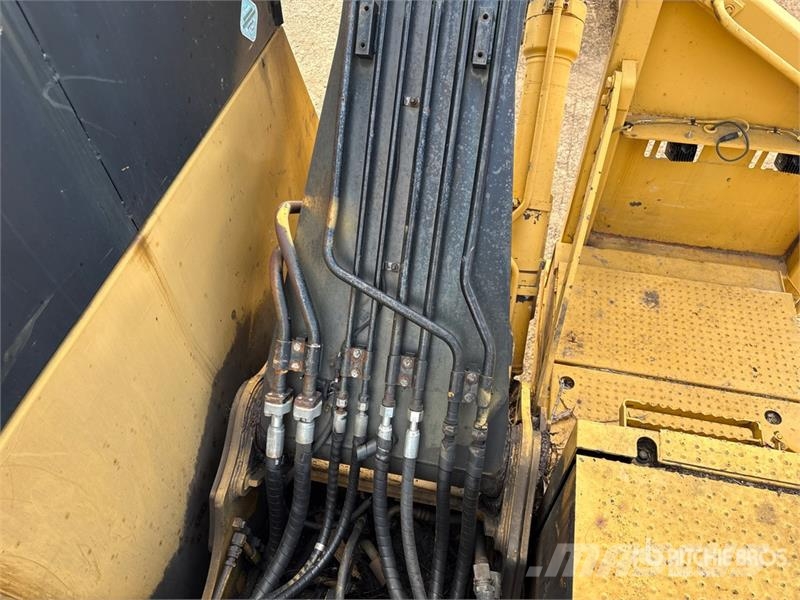 CAT 320D FM Track Log Loader Mafsalli yükleyiciler
