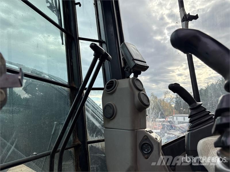 CAT 320D FM Track Material Handler Construção - Outros
