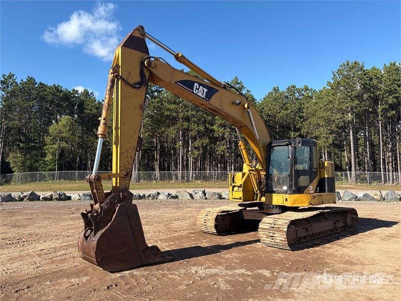 CAT 321CLcr Tracked Excavator Paletli ekskavatörler