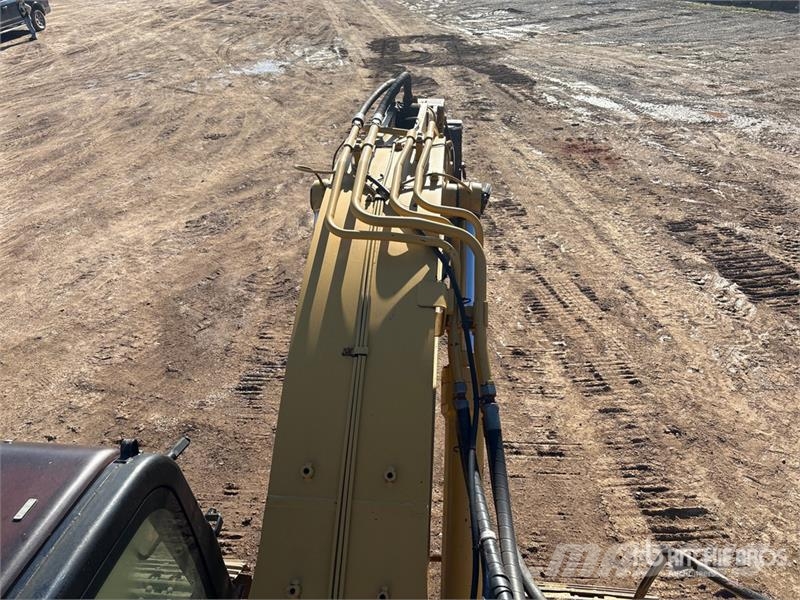 CAT 321CLcr Tracked Excavator Paletli ekskavatörler