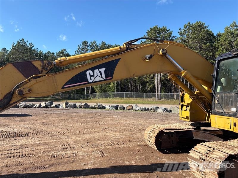 CAT 321CLcr Tracked Excavator Paletli ekskavatörler