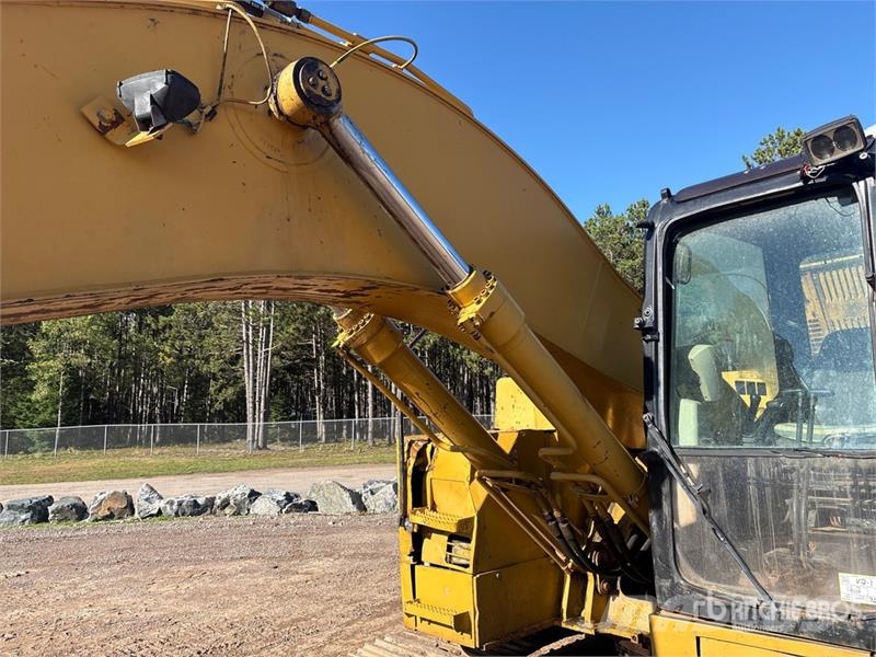 CAT 321CLcr Tracked Excavator Paletli ekskavatörler