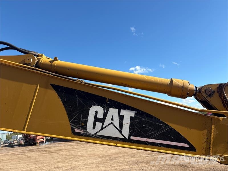 CAT 321CLcr Tracked Excavator Paletli ekskavatörler