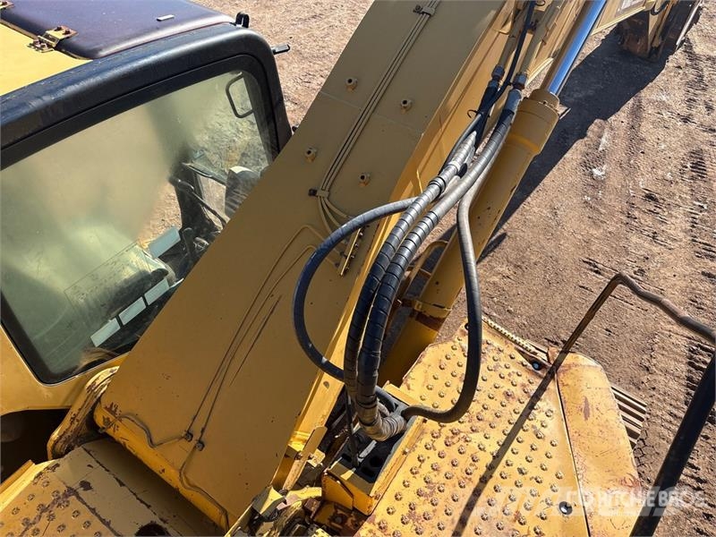 CAT 321CLcr Tracked Excavator Paletli ekskavatörler