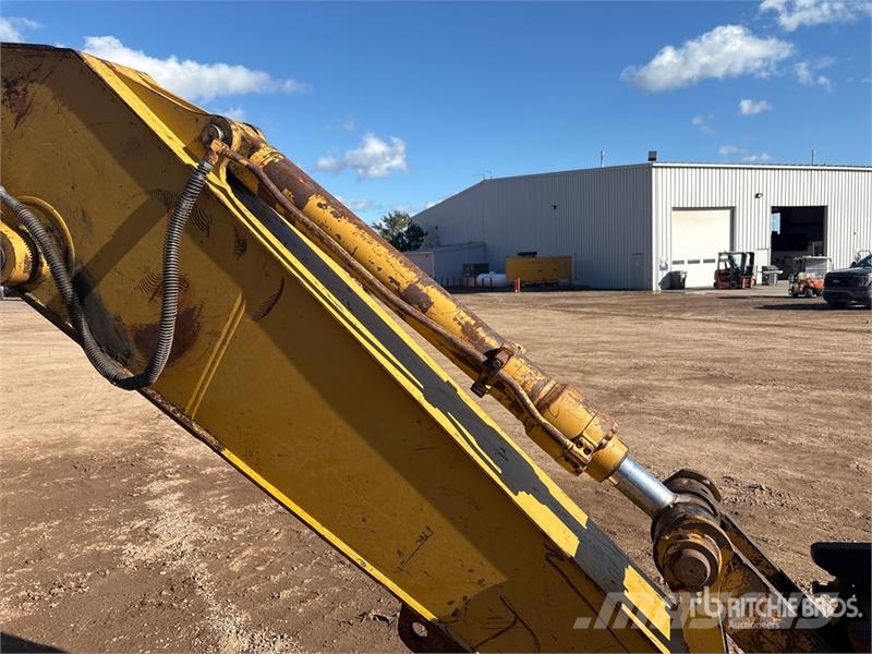 CAT 321CLcr Tracked Excavator Paletli ekskavatörler