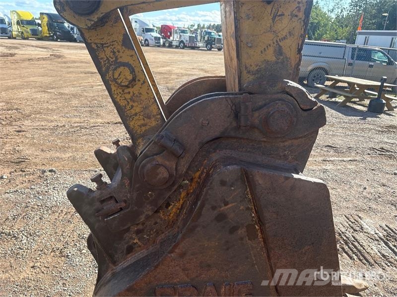 CAT 321CLcr Tracked Excavator Paletli ekskavatörler