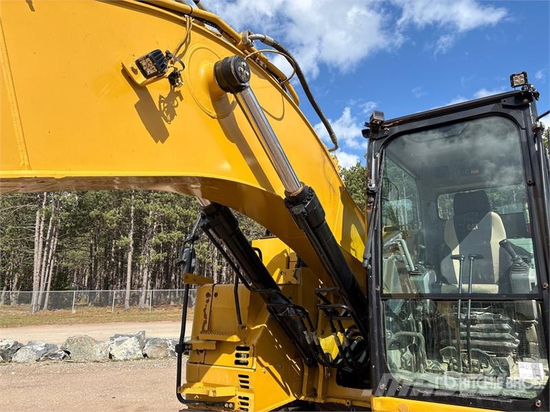 CAT 325F L CR Tracked Excavator Raupenbagger