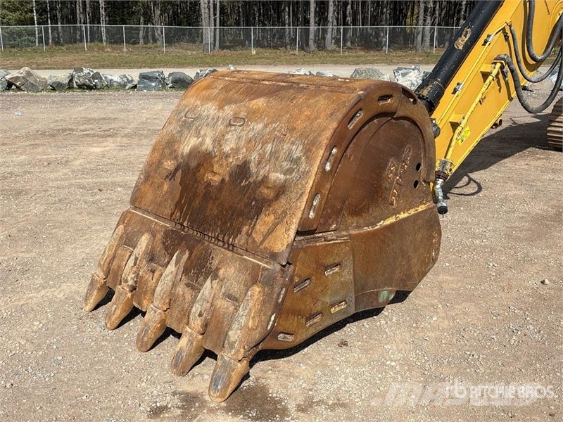 CAT 325F L CR Tracked Excavator Raupenbagger