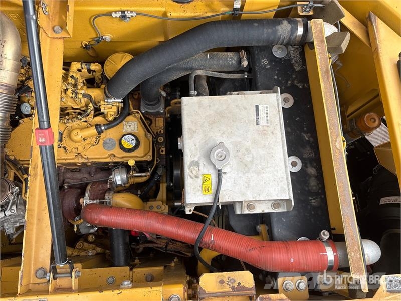 CAT 325F L CR Tracked Excavator Raupenbagger