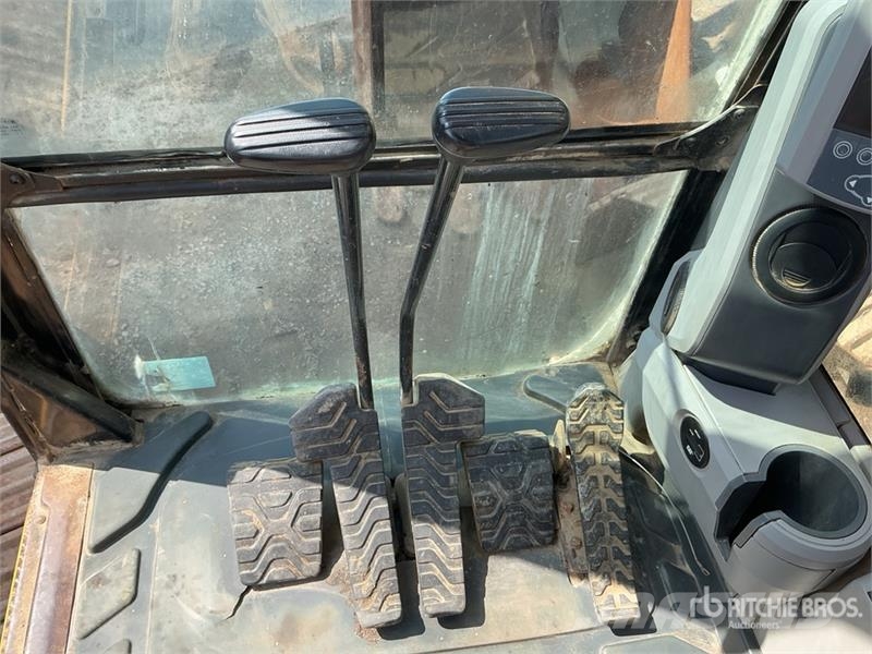 CAT 326F L Tracked Excavator Εκσκαφείς με ερπύστριες