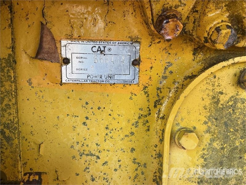 CAT 398 Motorok
