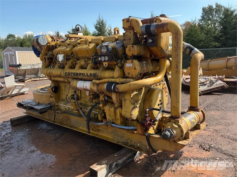 CAT 398 Motorok