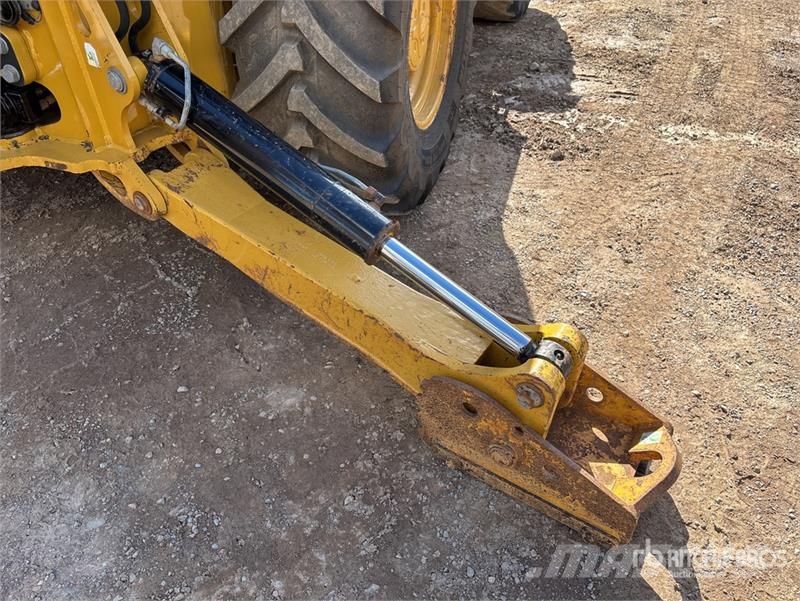 CAT 420 XE Ekskavaatorlaadurid