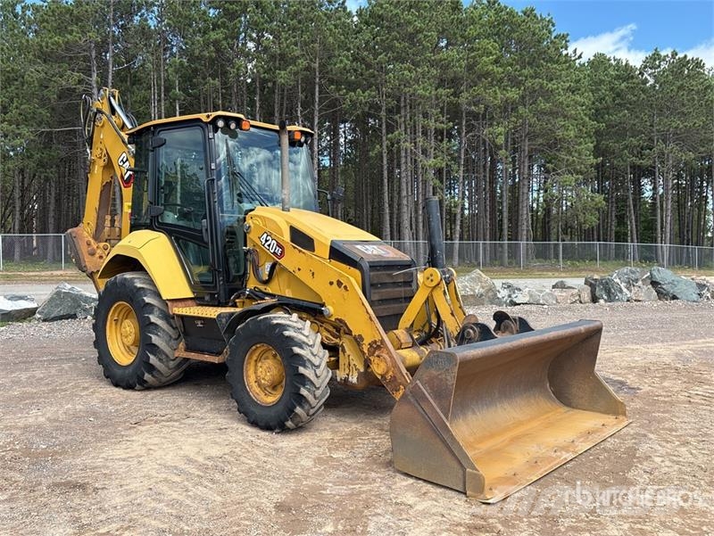 CAT 420 XE Tractopelle