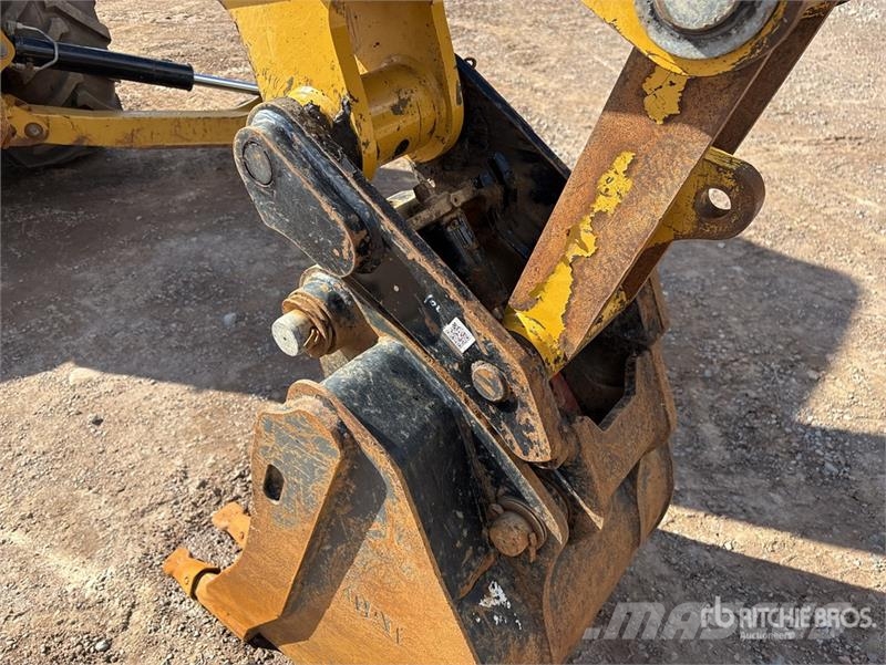 CAT 420 XE Ekskavaatorlaadurid