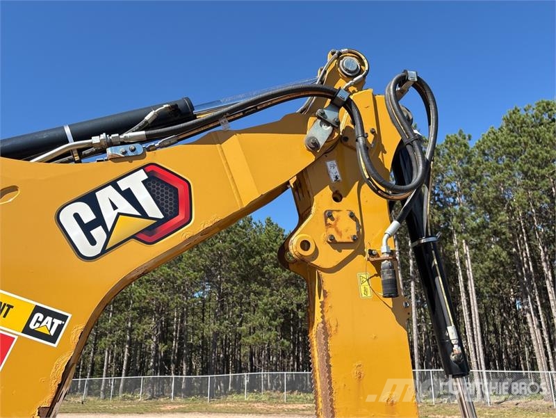 CAT 420 XE Ekskavatori-iekrāvēji