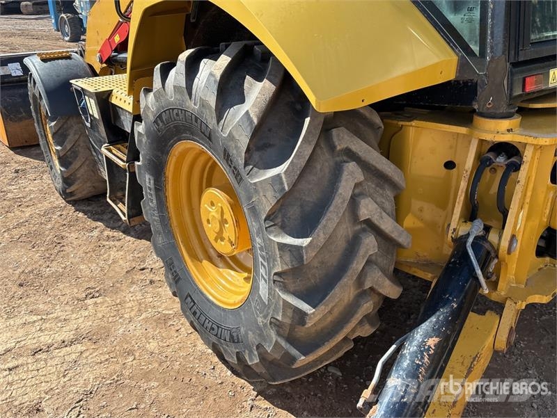 CAT 420 XE Ekskavaatorlaadurid