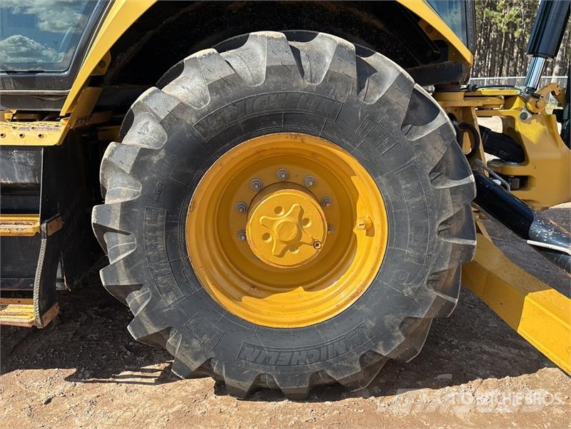 CAT 420 XE Ekskavaatorlaadurid