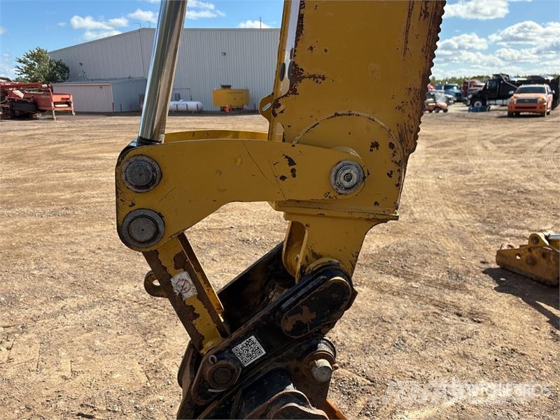 CAT 420 XE Ekskavaatorlaadurid