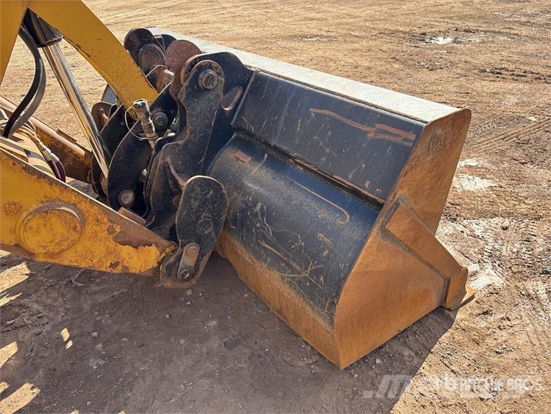 CAT 420 XE Ekskavaatorlaadurid