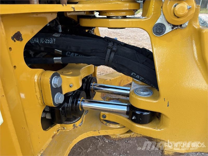 CAT 420 XE Ekskavaatorlaadurid