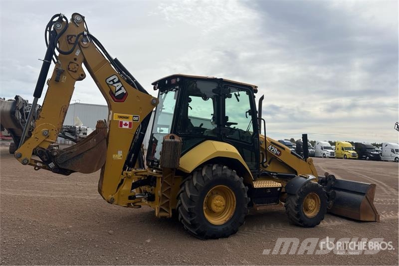 CAT 420 XE Экскаваторы-погрузчики