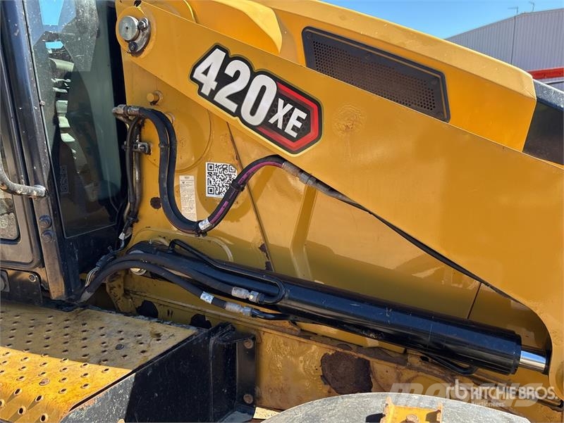 CAT 420 XE Ekskavatori-iekrāvēji