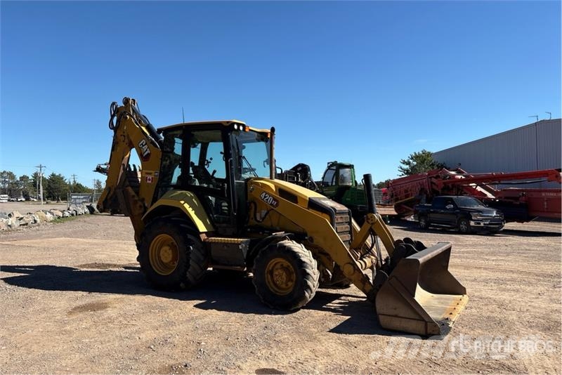 CAT 420 XE Retrocargadoras