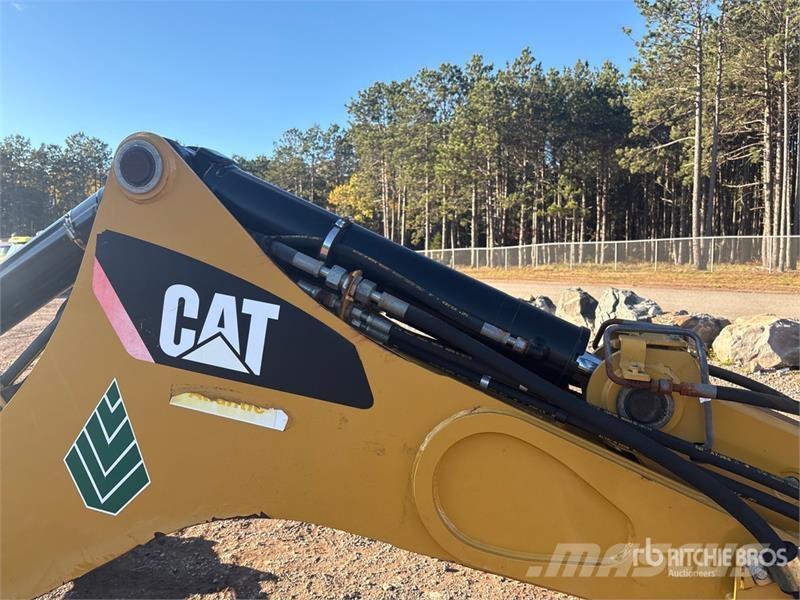CAT 420E TLB's