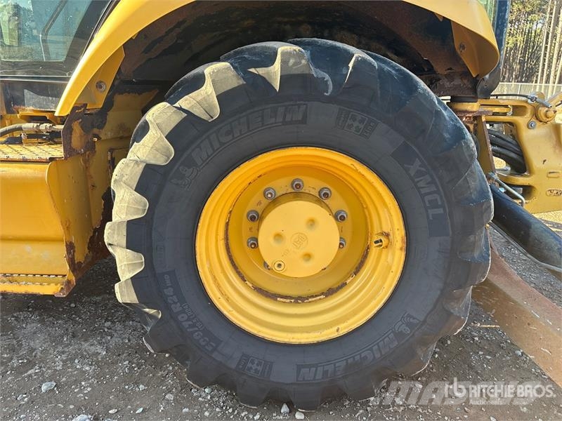 CAT 420E TLB's