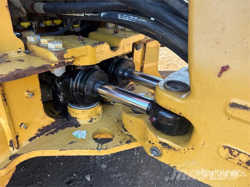 CAT 420E TLB's