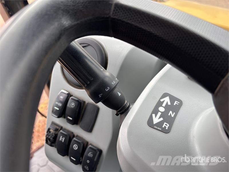 CAT 420F2 IT 4x4 Backhoe Loader Retroescavadoras