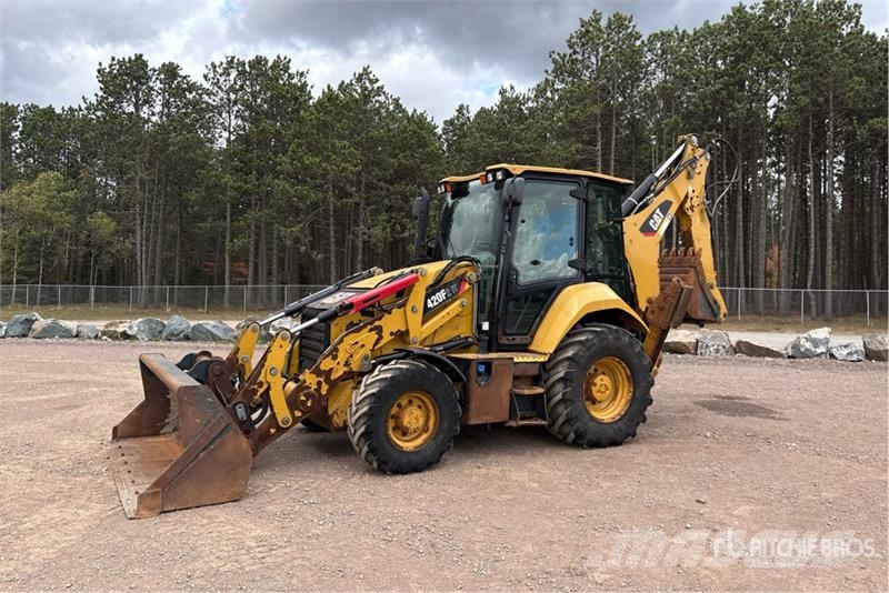 CAT 420F2 IT 4x4 Backhoe Loader Retroescavadeiras