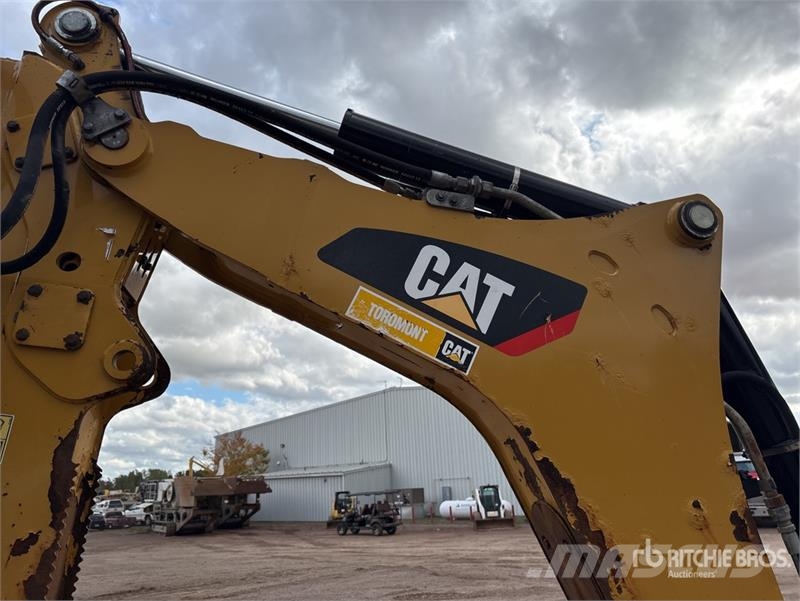 CAT 420F2 IT 4x4 Backhoe Loader Retroescavadoras