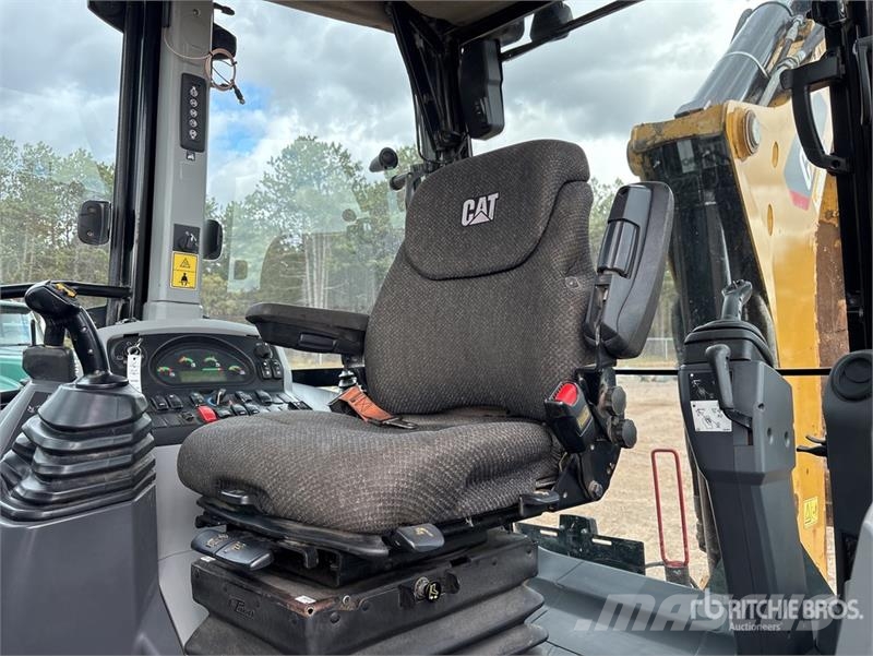 CAT 420F2 IT 4x4 Backhoe Loader Retroescavadoras