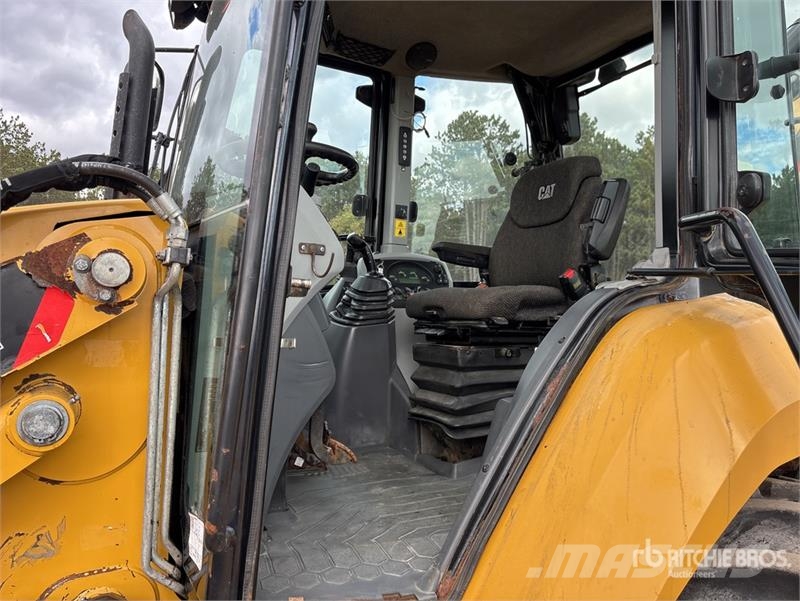 CAT 420F2 IT 4x4 Backhoe Loader Retroescavadoras