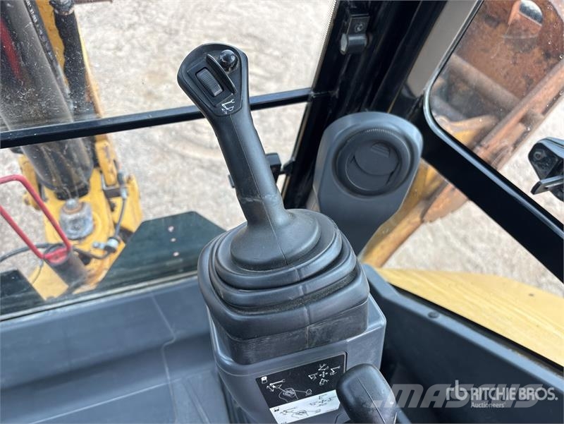 CAT 420F2 IT 4x4 Backhoe Loader Retroescavadoras