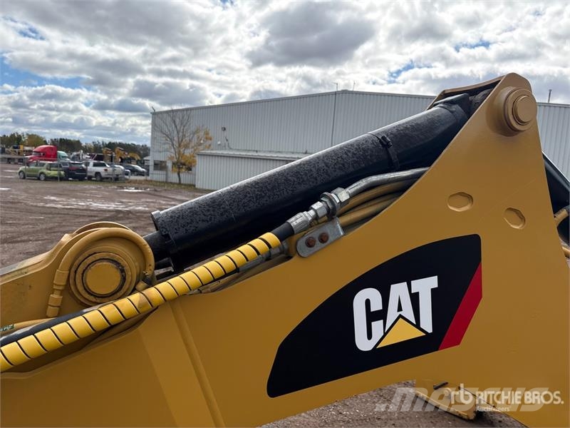 CAT 420F2 IT 4x4 Backhoe Loader Retroescavadeiras