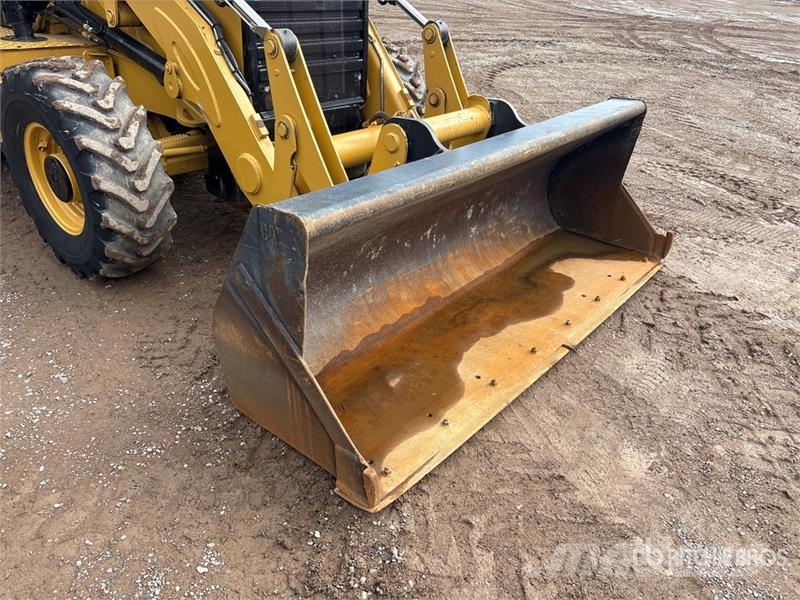 CAT 420F2 IT 4x4 Backhoe Loader Retroescavadeiras
