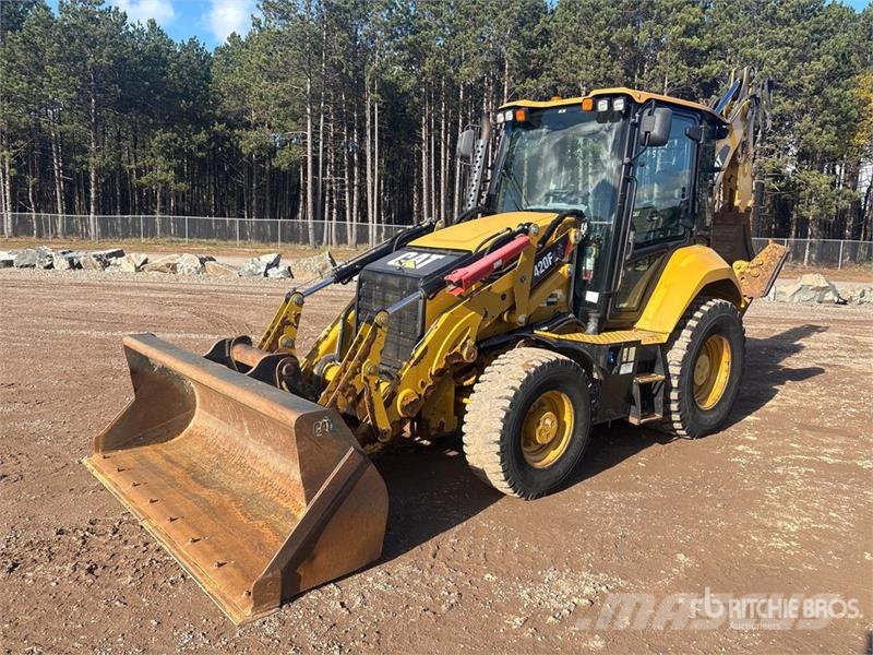 CAT 420F2 IT 4x4 Backhoe Loader Traktorgravere