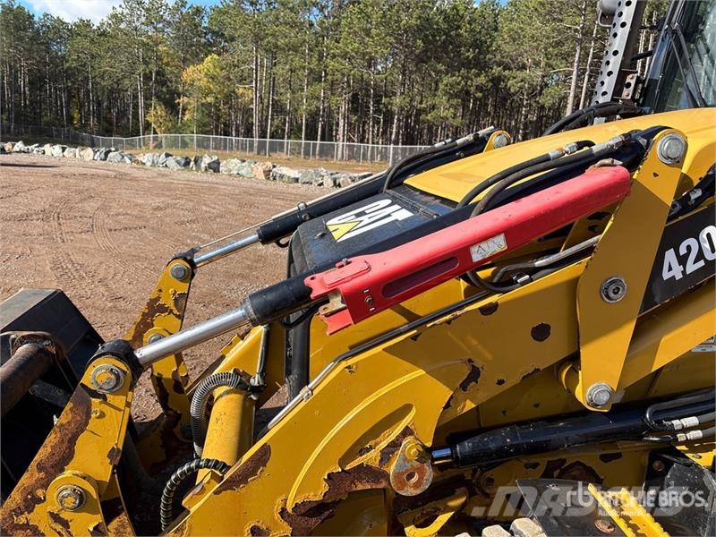 CAT 420F2 IT 4x4 Backhoe Loader Traktorgravere