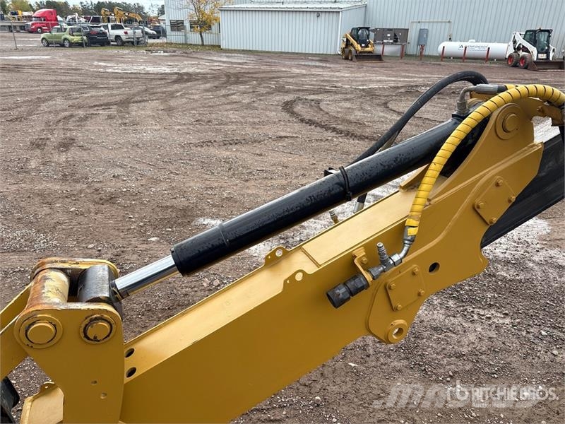 CAT 420F2 IT 4x4 Backhoe Loader Retroescavadeiras