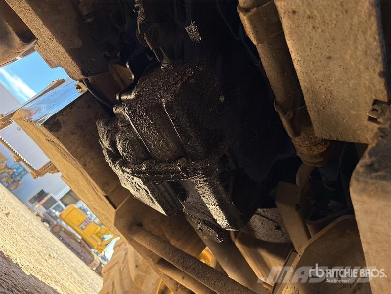CAT 420F2IT 4x4 Backhoe Loader Ekskavatori-iekrāvēji