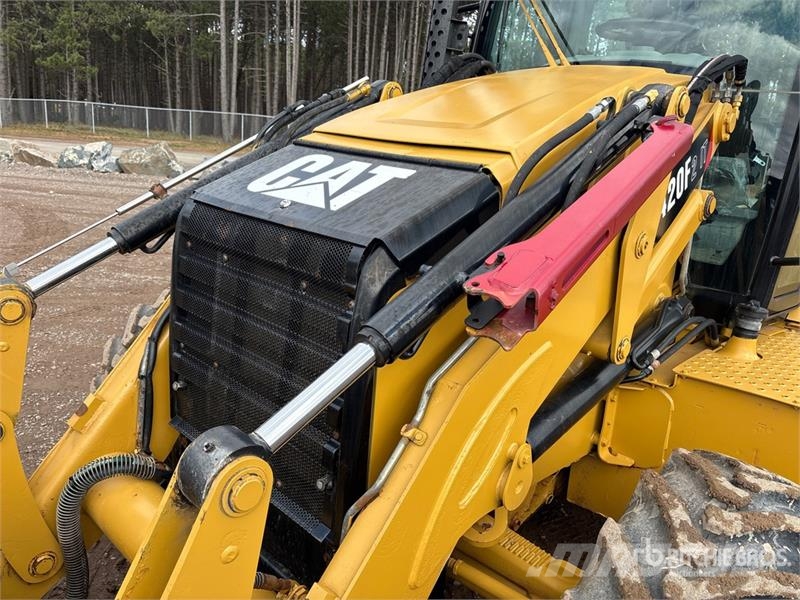 CAT 420F2IT 4x4 Backhoe Loader Rendegravere