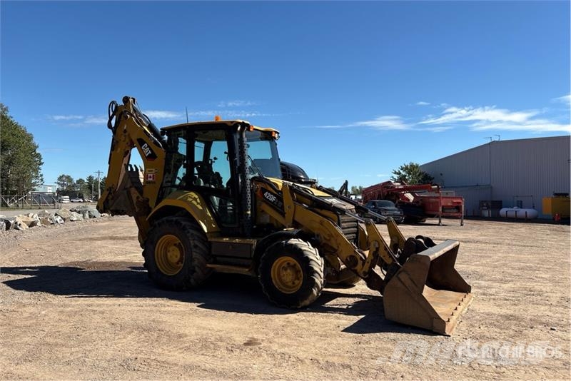CAT 420F2IT 4x4 Backhoe Loader Ekskavatori-iekrāvēji